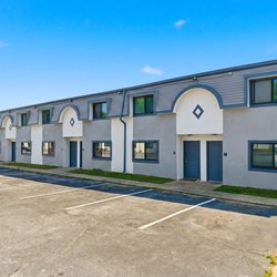 exterior view at Commons at Camp Creek