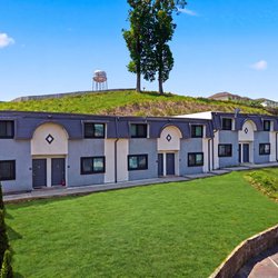 exterior view at Commons at Camp Creek