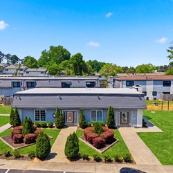 exterior view at Commons at Camp Creek