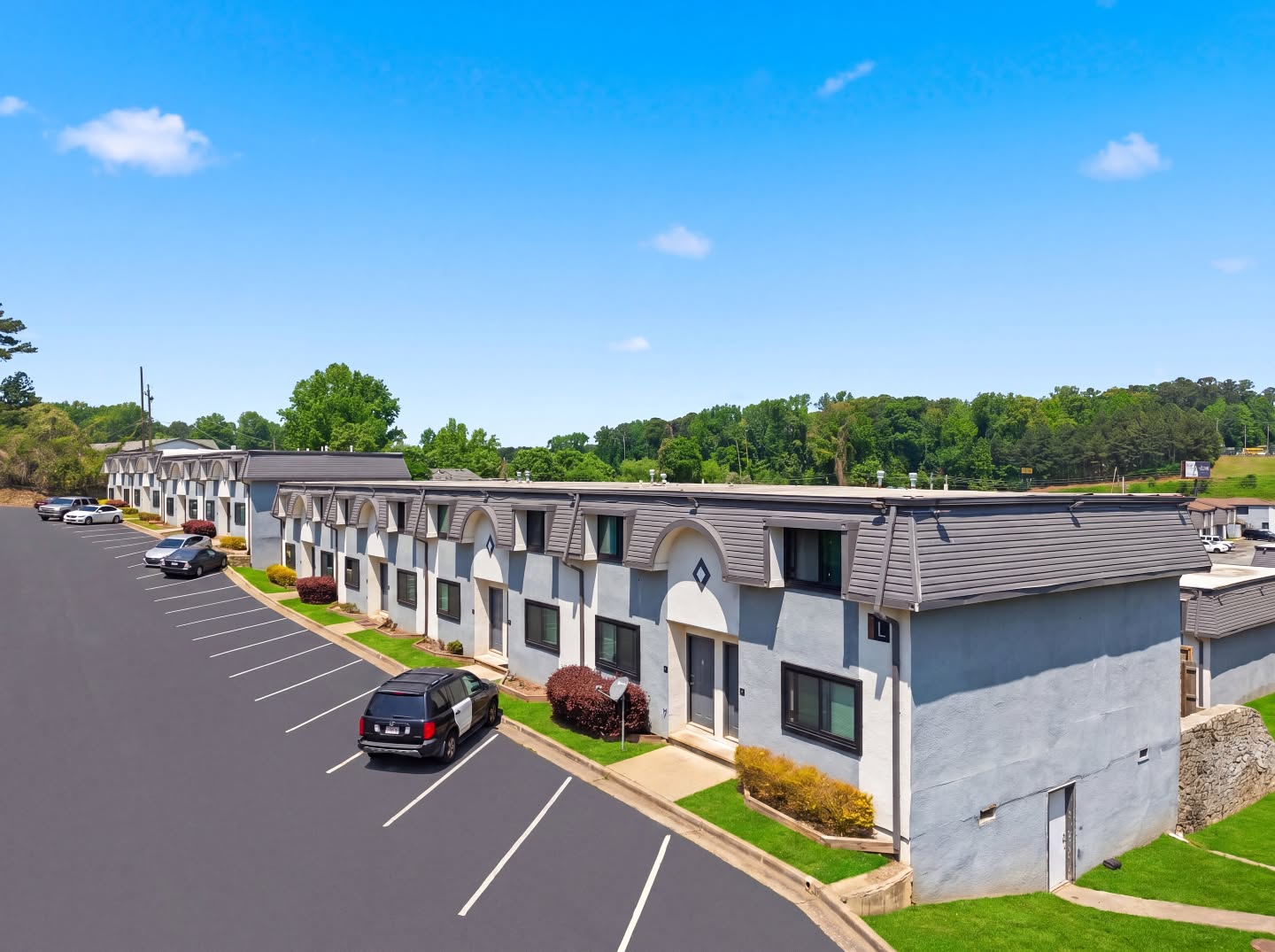 exterior view at Commons at Camp Creek